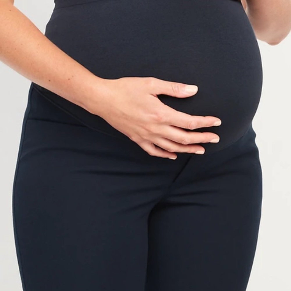 Old Navy Classic Maternity Stretch Pants - Picture 2 of 8